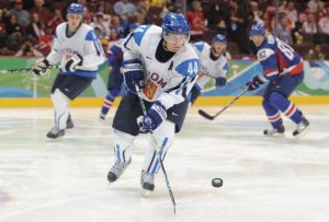 Kimmo Timonen listasi vaikeimpia vastustajiaan – yllättävä arvio NHL-supertähdestä: ”Helpoimpia pelata vastaan” getty_timonenkimmo02272010.jpg