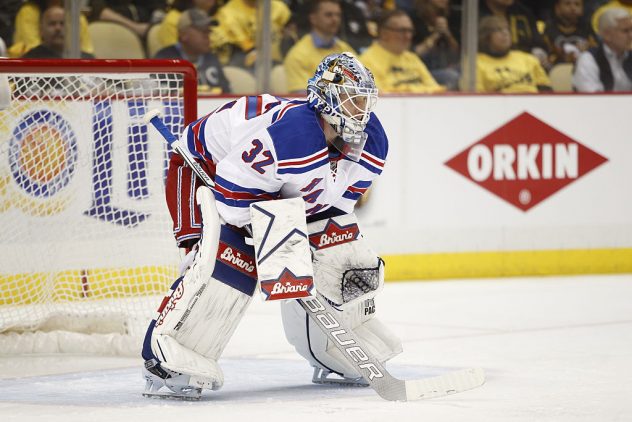 New York Rangers v Pittsburgh Penguins – Game One