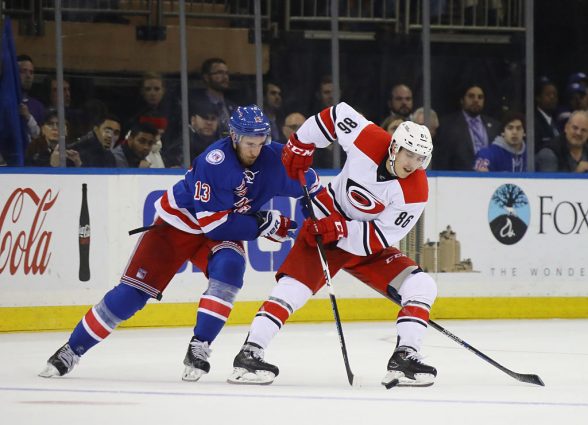 Carolina Hurricanes v New York Rangers