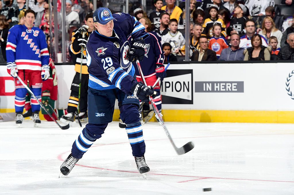 LOS ANGELES, CA - JANUARY 28: Patrik Laine #29 of the Winnipeg Jets competes in the Honda NHL Four Line Challenge during the 2017 Coors Light NHL All-Star Skills Competition as part of the 2017 NHL All-Star Weekend at STAPLES Center on January 28, 2017 in Los Angeles, California. (Photo by Harry How/Getty Images)