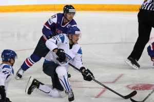 Preliminary round, Group H, Game 9: Finland v Slovakia