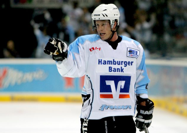 DEL Hamburg Freezers v Hannover Scorpions