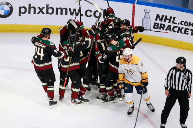 Nashville Predators v Arizona Coyotes