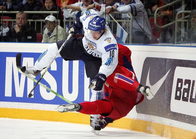 IIHF World Championship Semi-Final: Czech Republic and Finland