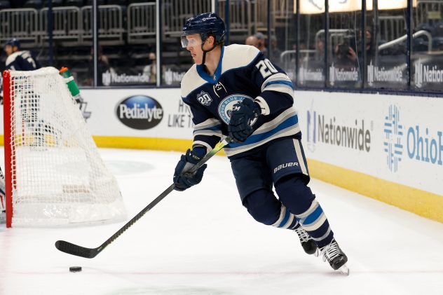 Chicago Blackhawks v Columbus Blue Jackets