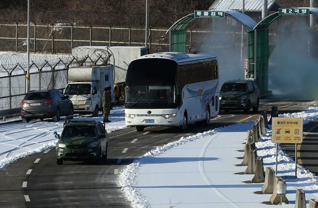 North Korean Olympic Advance Team and Women’s Ice Hockey Players Arrive in South Korea