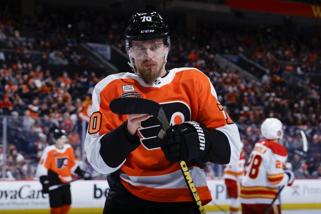 Calgary Flames v Philadelphia Flyers