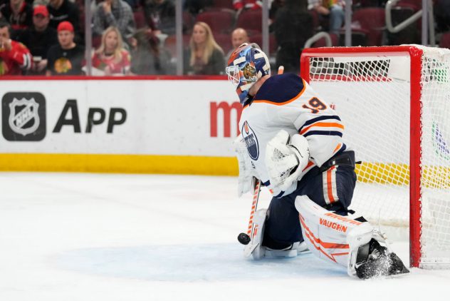 Edmonton Oilers v Chicago Blackhawks