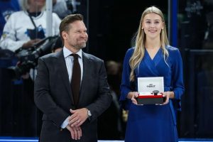 Kimmo Timonen pöyristyi, miten asiantuntijat syljeskelivät Sebastian Ahon päälle: ”Katsommeko samaa peliä?” pml_timonenkimmo20220530