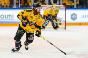 Suomen mestareilta pelaajauutinen aop_salmelasaku20240819