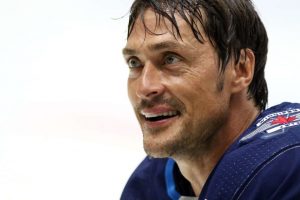 Teemu Selänne IS:lle: Tässä on Liigan paras puolustaja – ”Dominoivin pelaaja” aop_SelanneTeemu_20240922