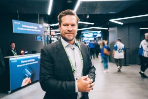 Kimmo Timonen paljastaa: Tämä hyökkääjä oli jopa Gretzkyä ja Lemieux’ta vaikeampi vastustaja AOP_TimonenKimmo_20241031