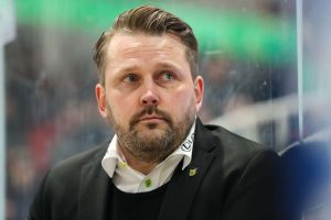 Antti Pennanen aikoo välttää Jukka Jalosen virheen NHL-tähtien kanssa: ”Olen tietoinen niistä” aop_PennanenAntti_20241205