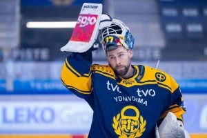 Joni Ortio solmi Liiga-sopimuksen! aop_ortiojoni20250305