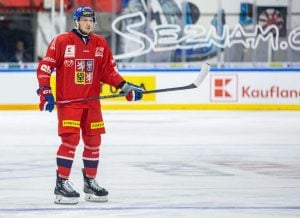 Tässä Tshekin joukkue Tampereen EHT-turnaukseen – mukana Liiga-pelaajia aop_kucerikradek20251030