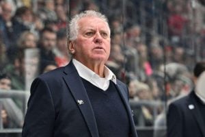 Urheilucast: tässä on ykkösehdokas Doug Sheddenin seuraajaksi aop_sheddendoug20241117